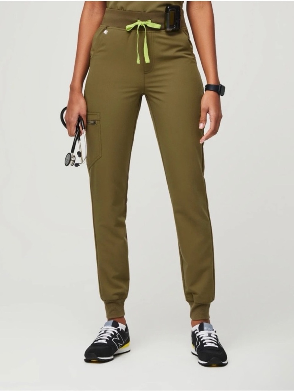 FIGS Zamora High Waisted Jogger Scrub Pants Martini Olive Green XL‎